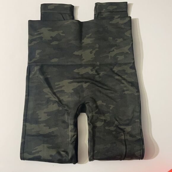 SPANX Seamless Camo High Waist Leggings S - Picture 4 of 6